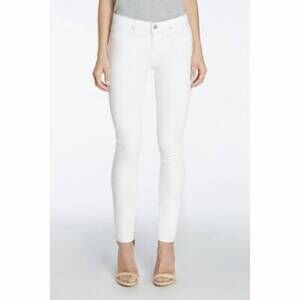 NEW BLANKNYC great spray on skinny jean in white